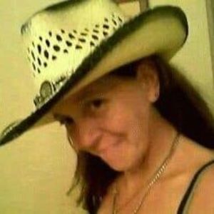 Meet your Posher, Cassandra